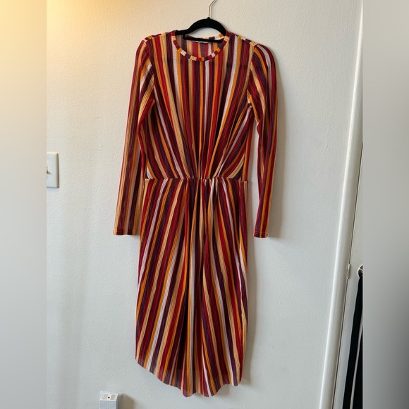 Zara Multicolor Knit Top with Red and Orange Accents - Picture 1 of 3